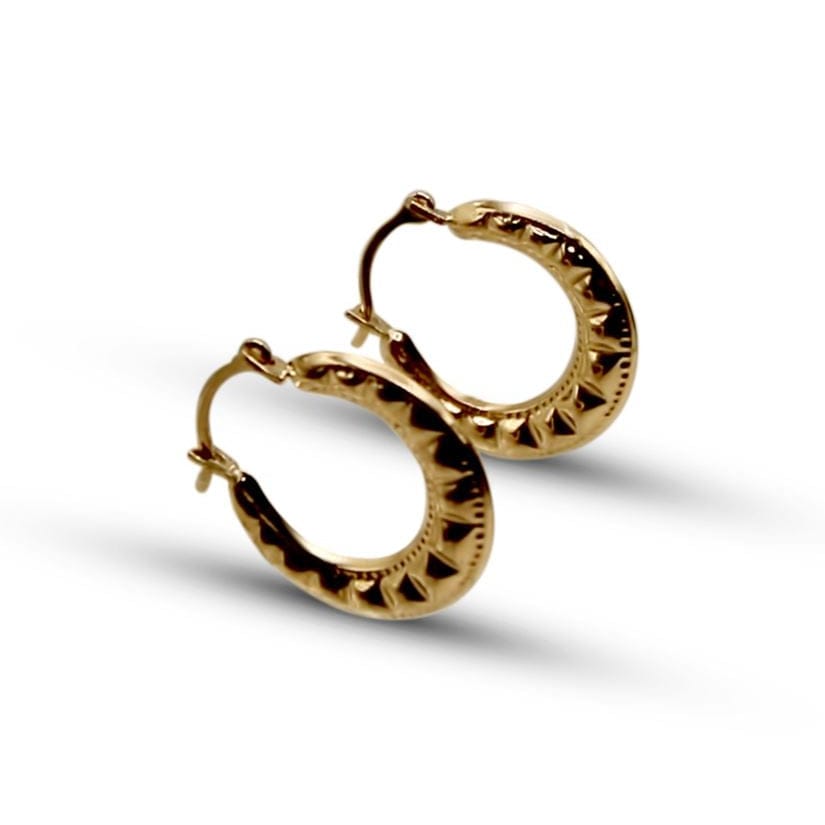 14K Gold Huggie Earrings •Geometric Hoop Earrings •Everyday Gift •Minimalist Hoop Earrings